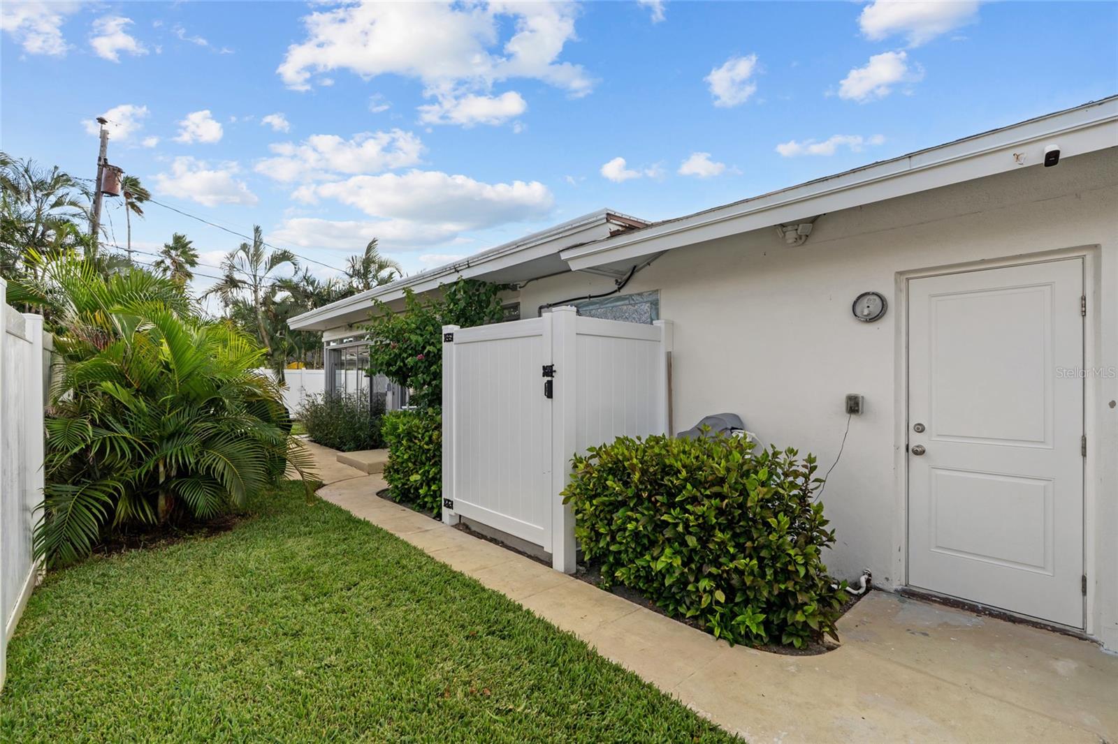 Image 44 of 67 For 114 14th Street