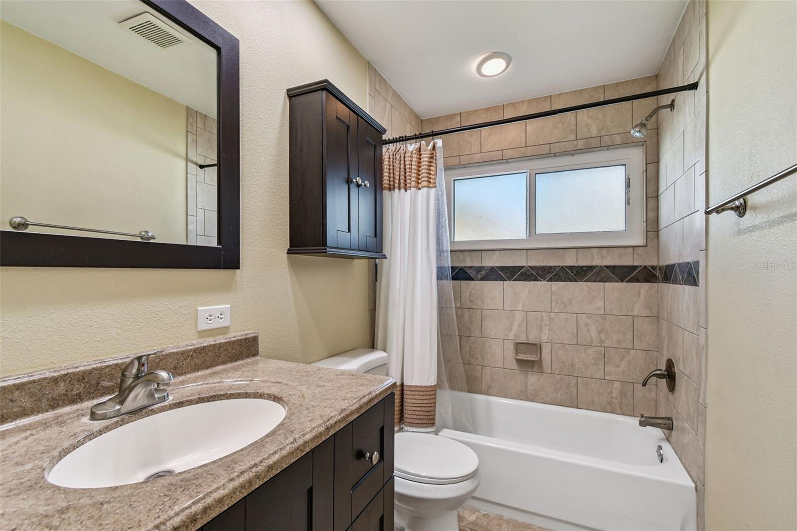 Image 25 of 44 For 6835 114th Street