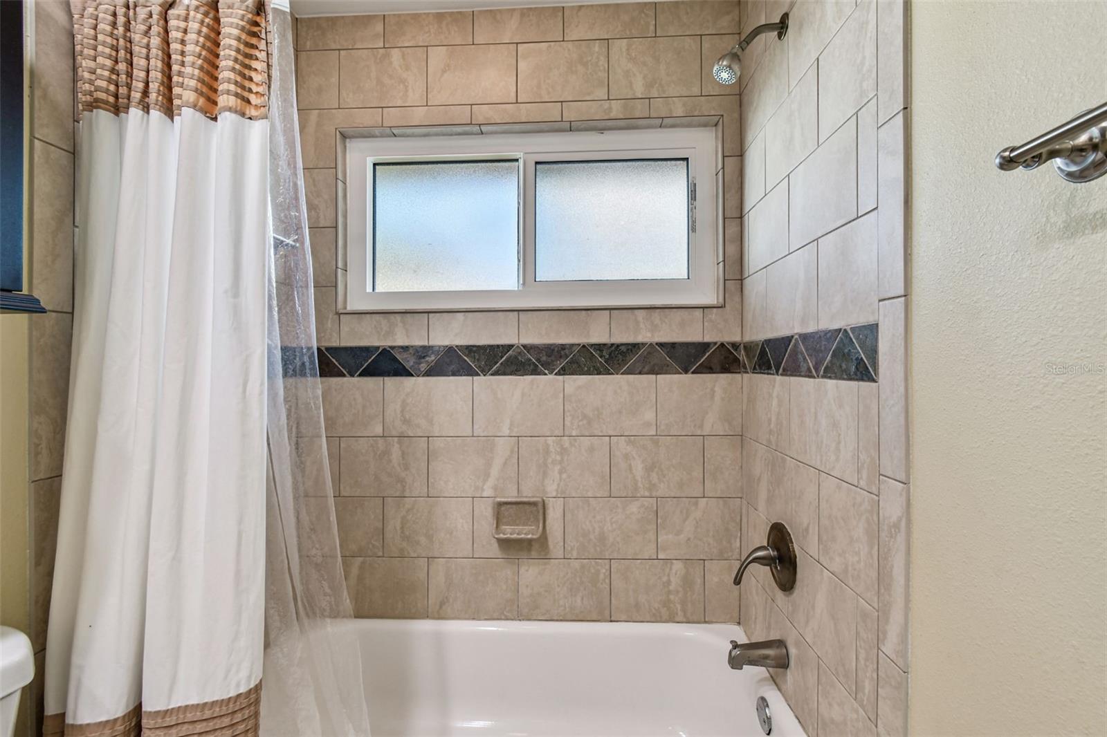 Image 26 of 44 For 6835 114th Street