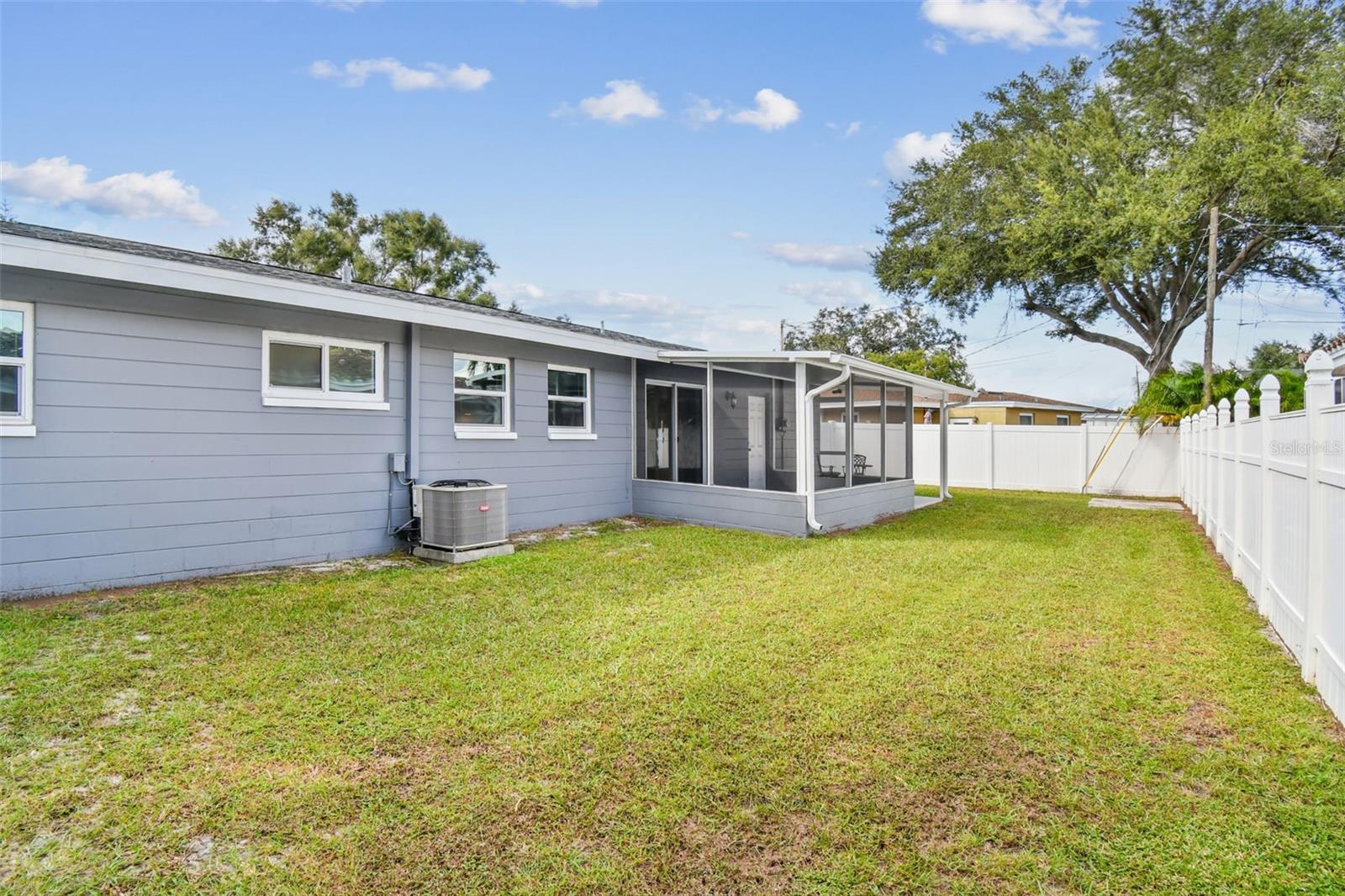 Image 37 of 44 For 6835 114th Street
