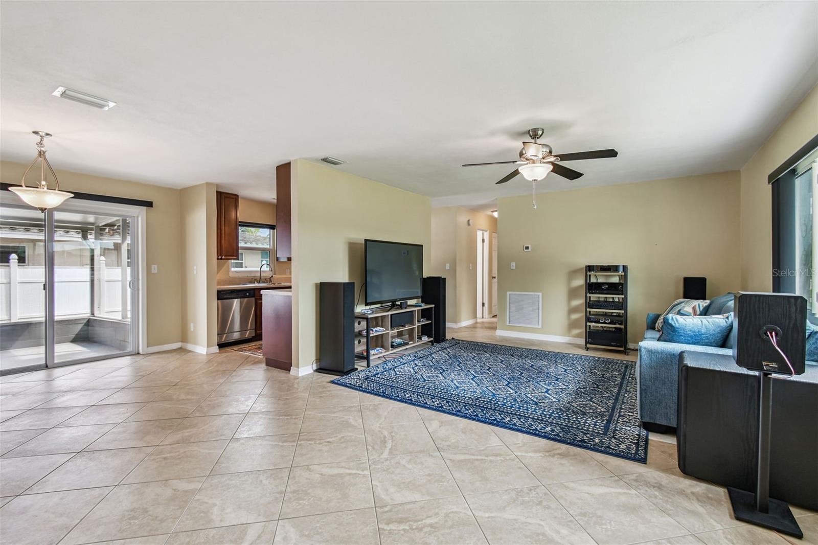 Image 7 of 44 For 6835 114th Street
