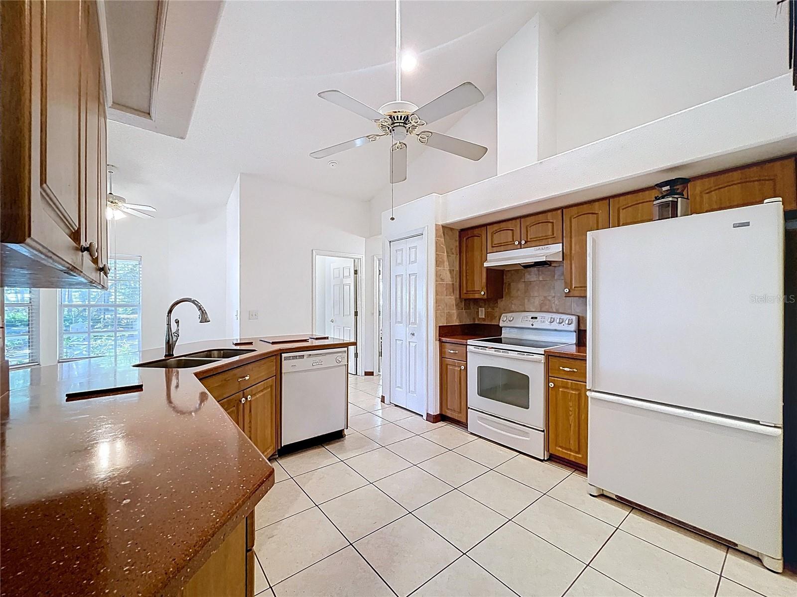 Listing photo id 14 for 39144 Sheffey Lane