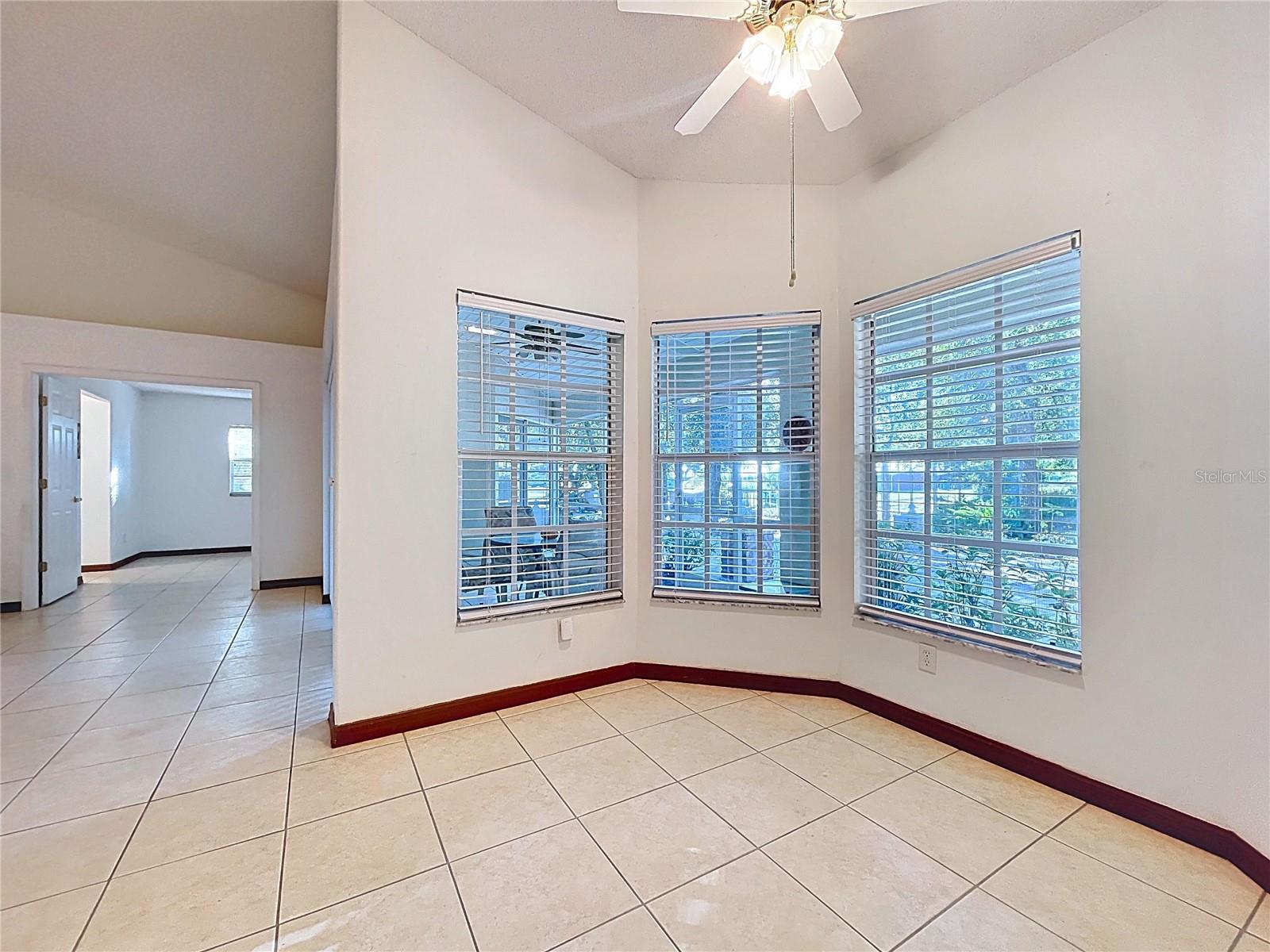 Listing photo id 15 for 39144 Sheffey Lane