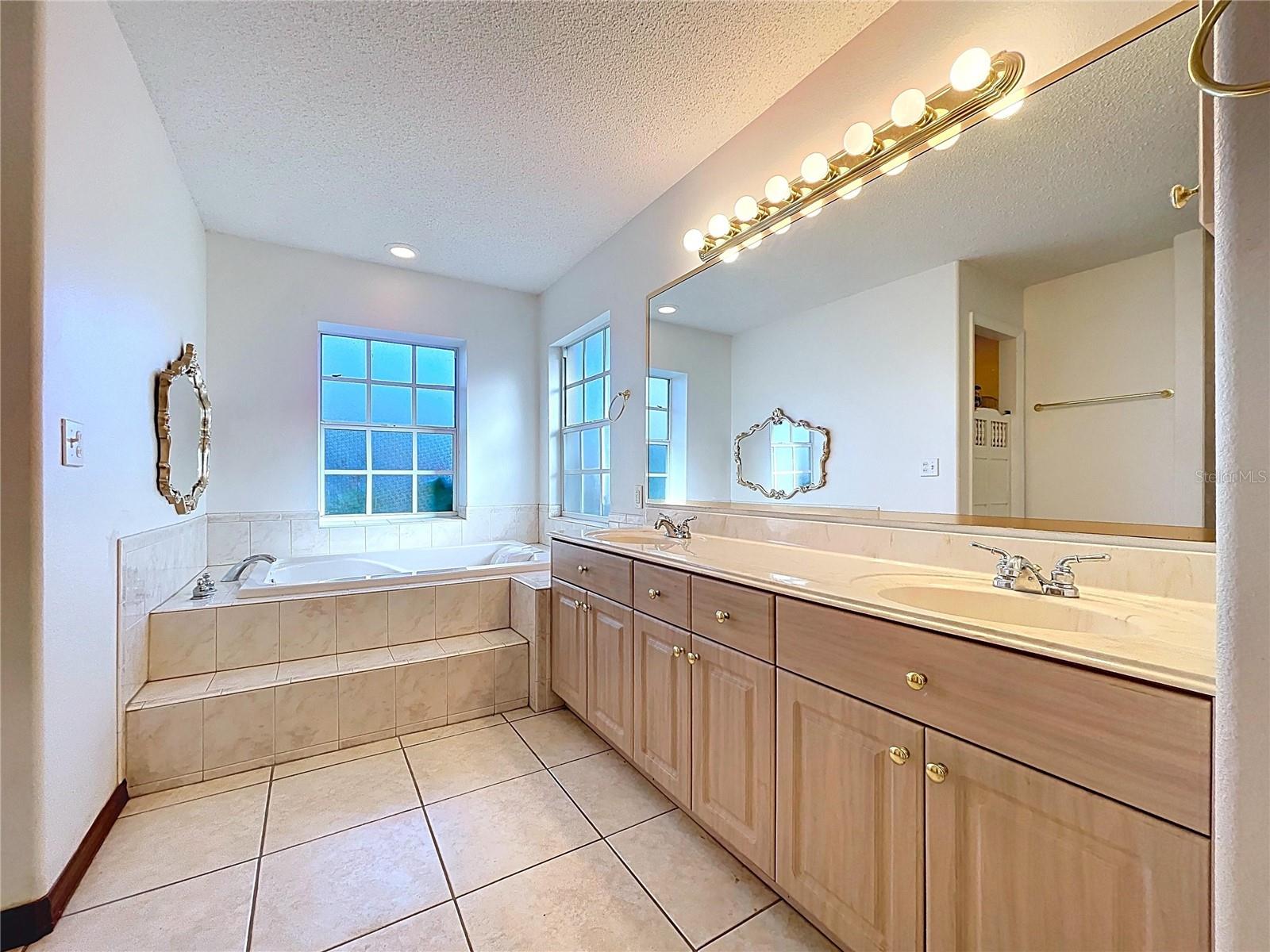 Listing photo id 18 for 39144 Sheffey Lane