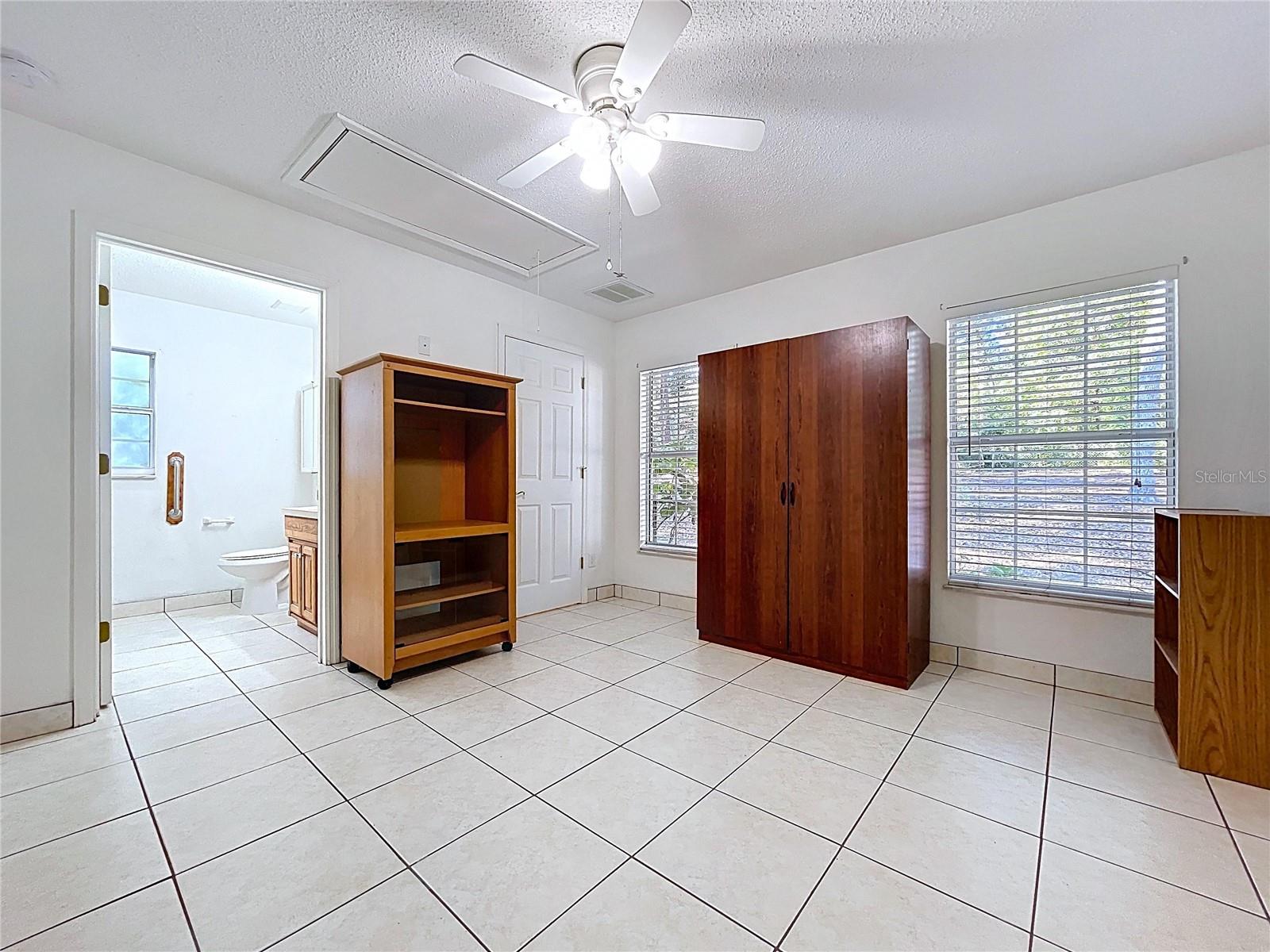 Listing photo id 37 for 39144 Sheffey Lane