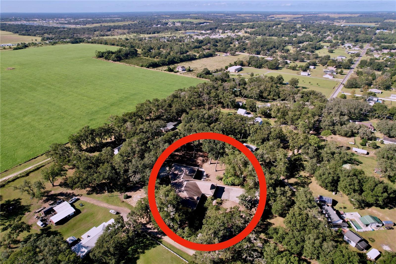 Listing photo id 3 for 39144 Sheffey Lane