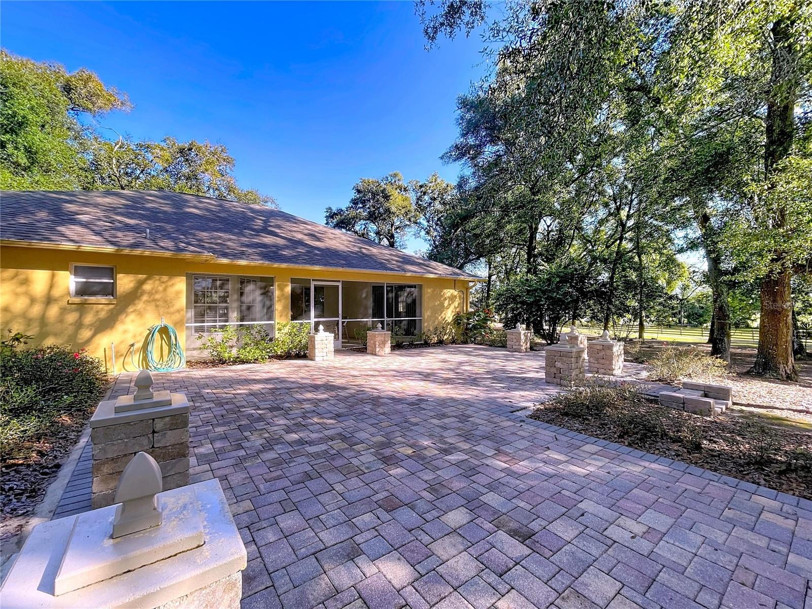 Listing photo id 4 for 39144 Sheffey Lane