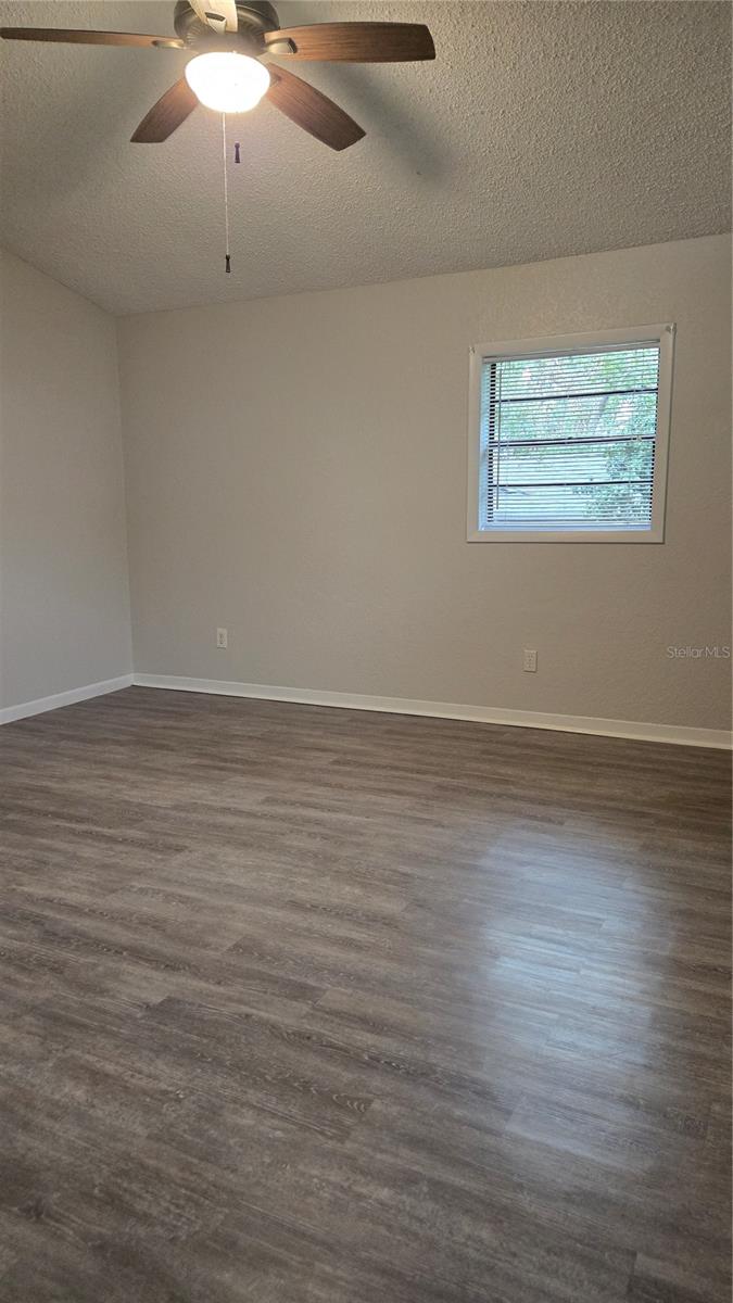 Image 5 of 9 For 816 127th Avenue