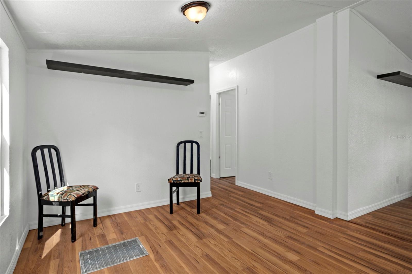 Image 11 of 39 For 10048 Marley Avenue