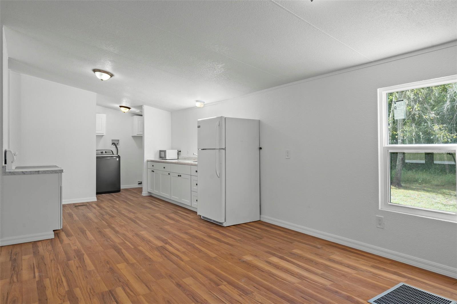 Image 12 of 39 For 10048 Marley Avenue