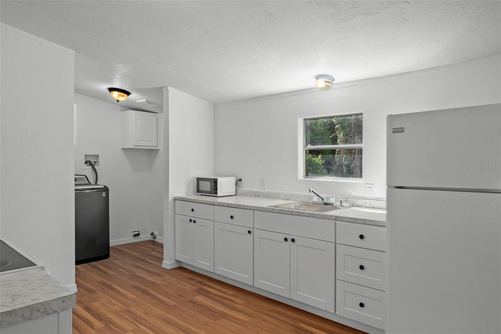 Image 13 of 39 For 10048 Marley Avenue