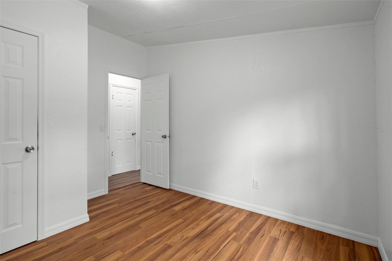 Image 25 of 39 For 10048 Marley Avenue