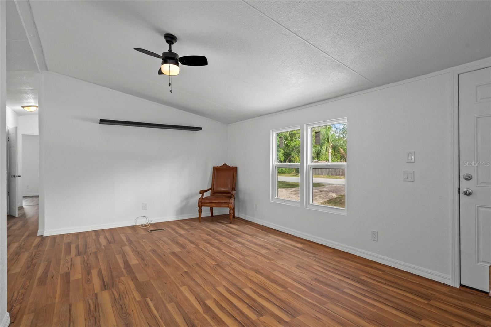 Image 7 of 39 For 10048 Marley Avenue