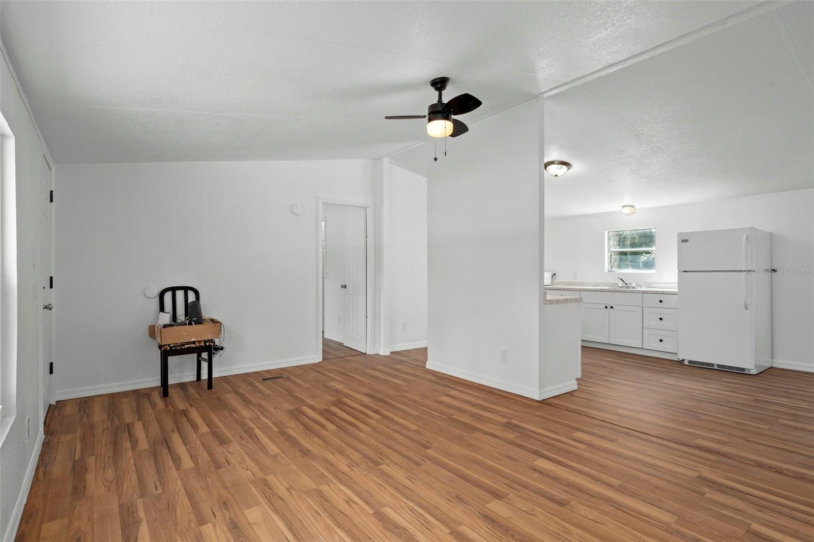 Image 9 of 39 For 10048 Marley Avenue