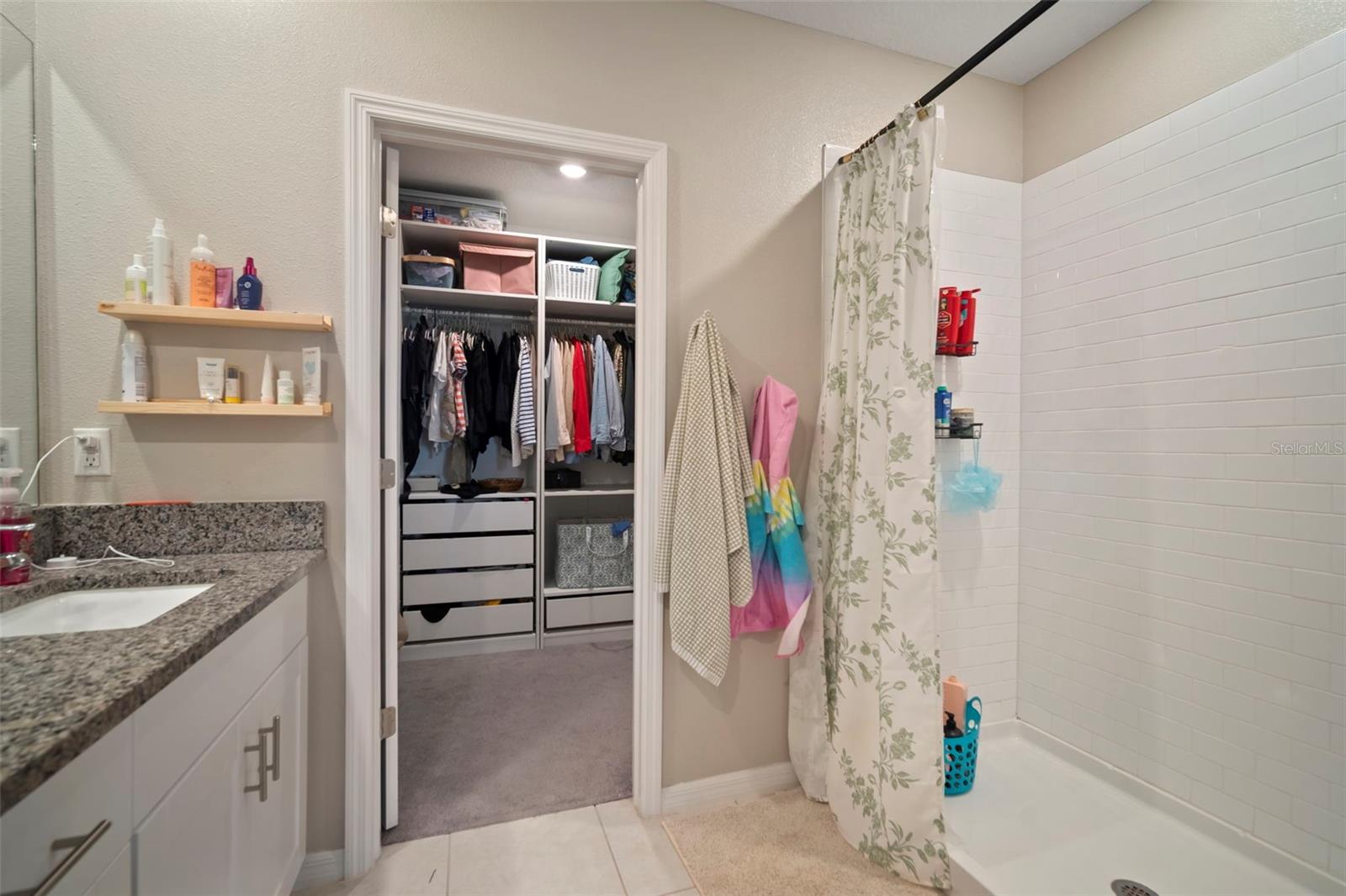 Image 29 of 46 For 5430 Blue Azure Drive