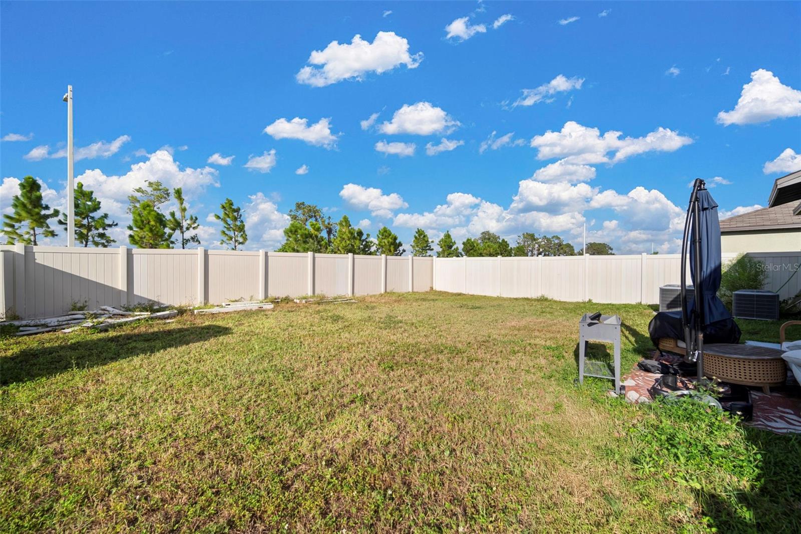 Image 4 of 46 For 5430 Blue Azure Drive