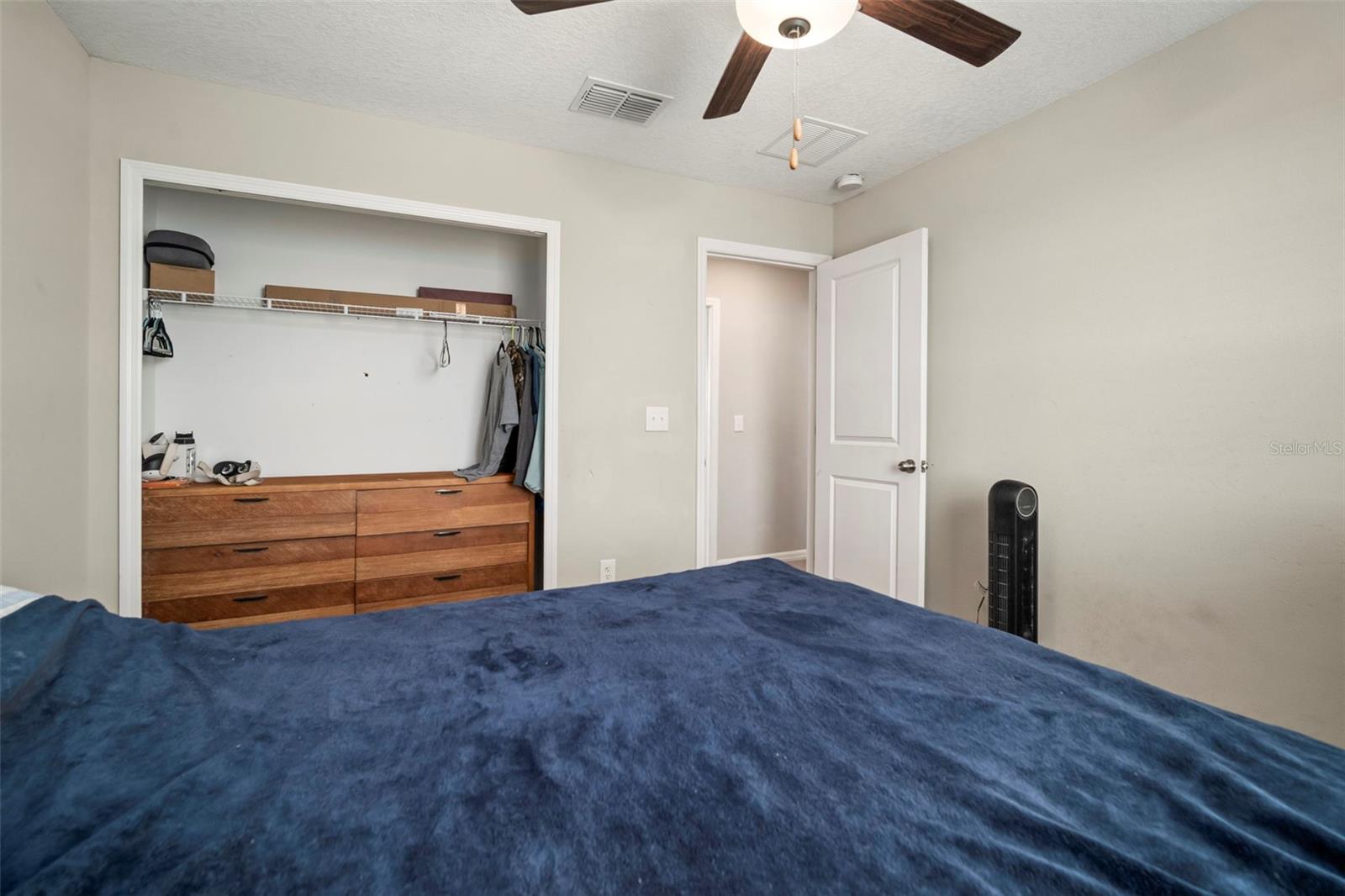 Image 44 of 46 For 5430 Blue Azure Drive