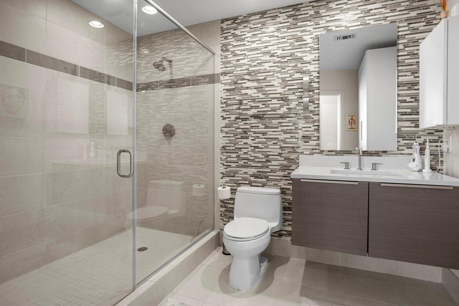 Image 16 of 71 For 175 1st Street S 1603