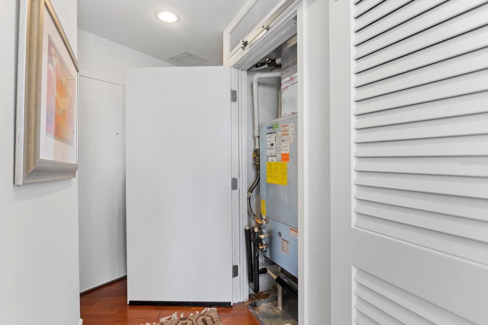 Image 30 of 71 For 175 1st Street S 1603