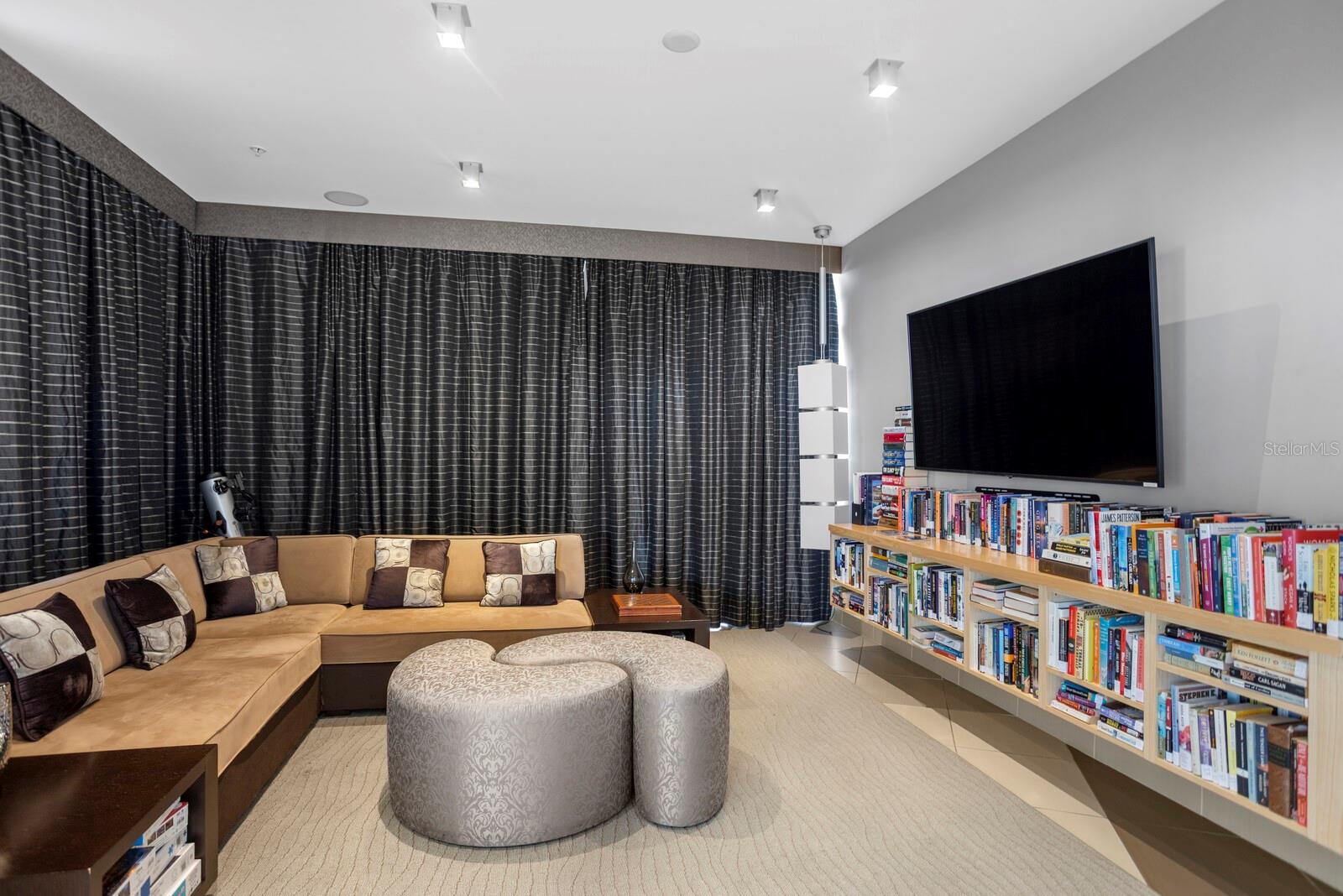 Image 44 of 71 For 175 1st Street S 1603