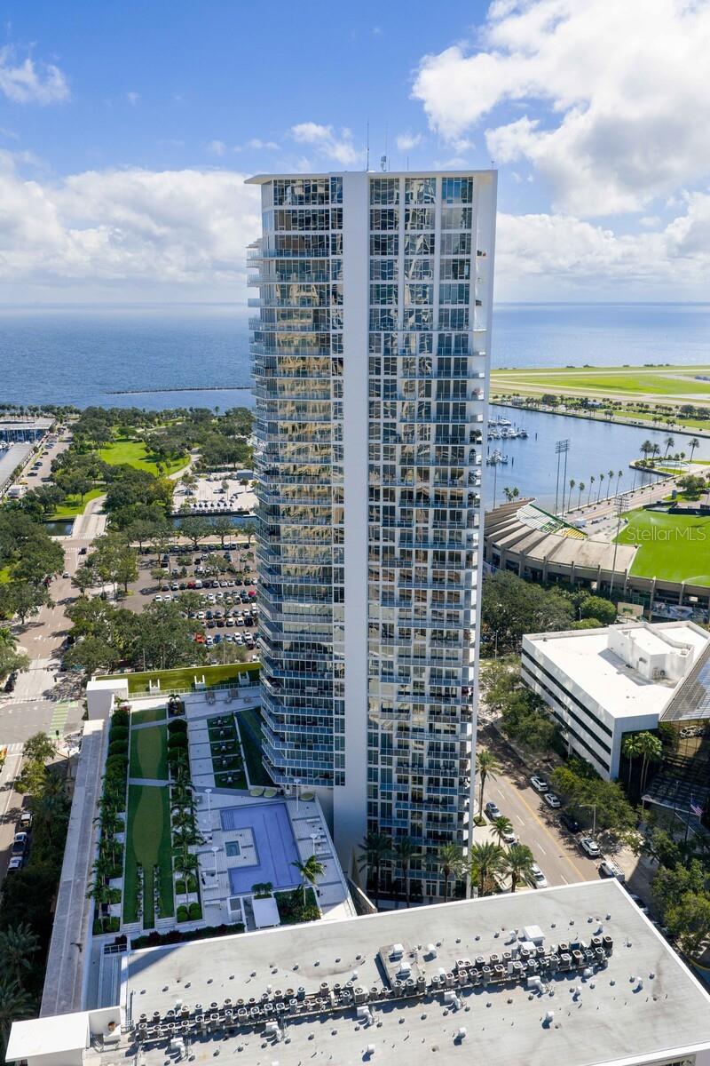 Image 55 of 71 For 175 1st Street S 1603