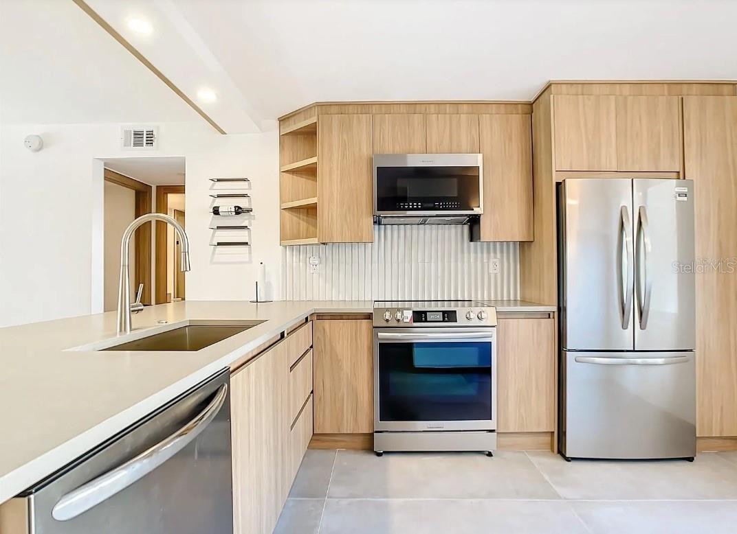 Image 12 of 45 For 5532 Puerta Del Sol Boulevard S 136