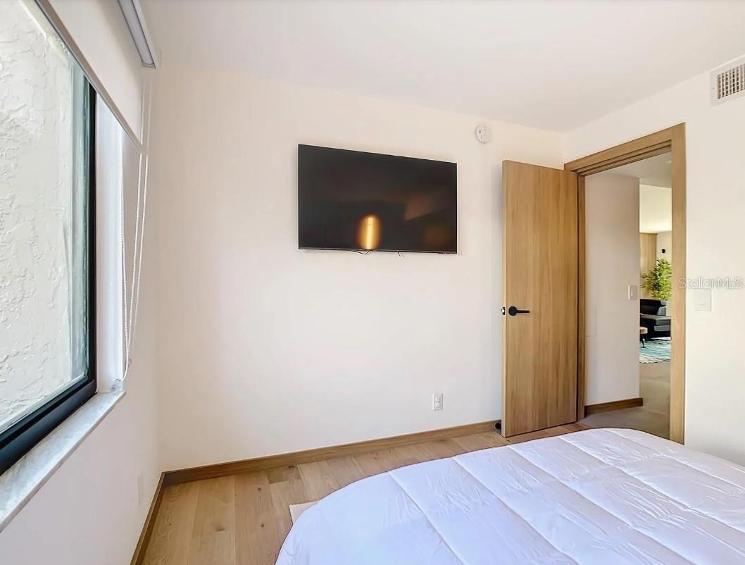 Image 23 of 45 For 5532 Puerta Del Sol Boulevard S 136