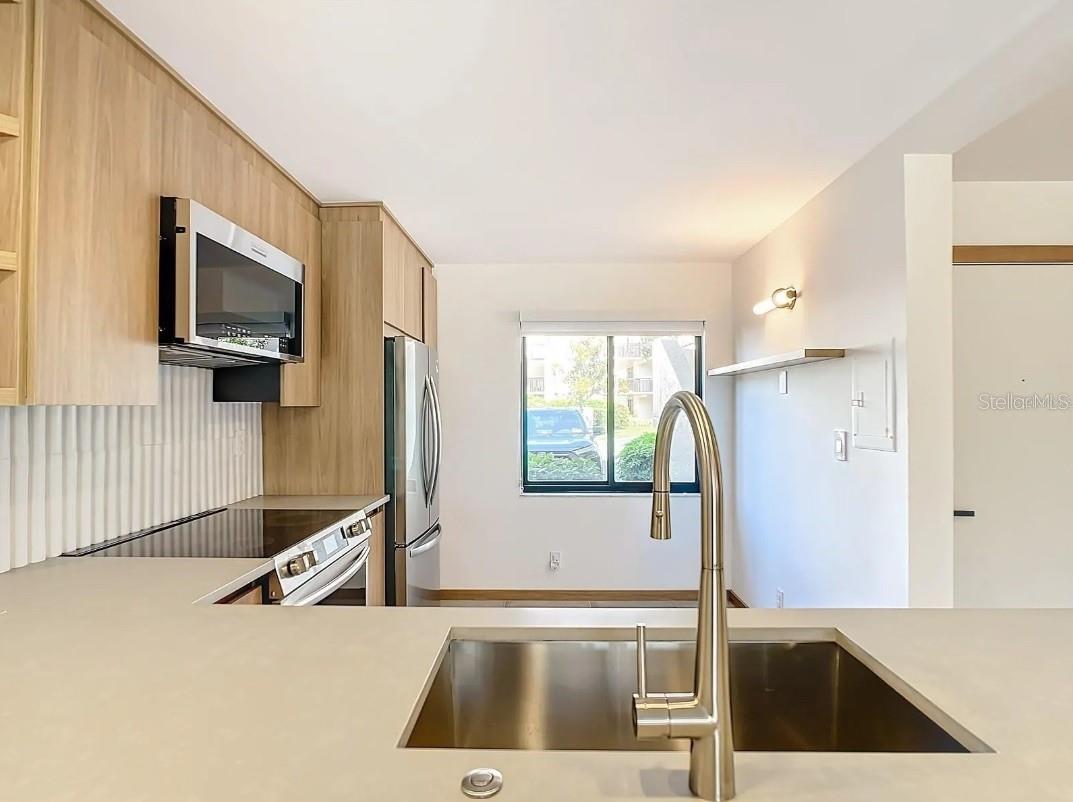 Image 8 of 45 For 5532 Puerta Del Sol Boulevard S 136