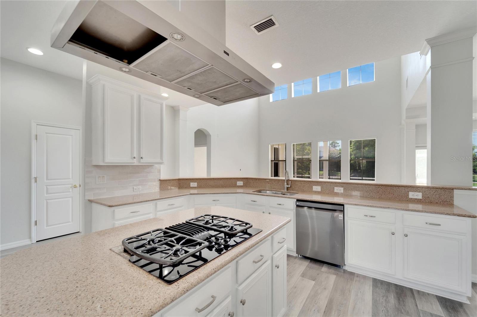 Image 32 of 85 For 5604 Skimmer Drive