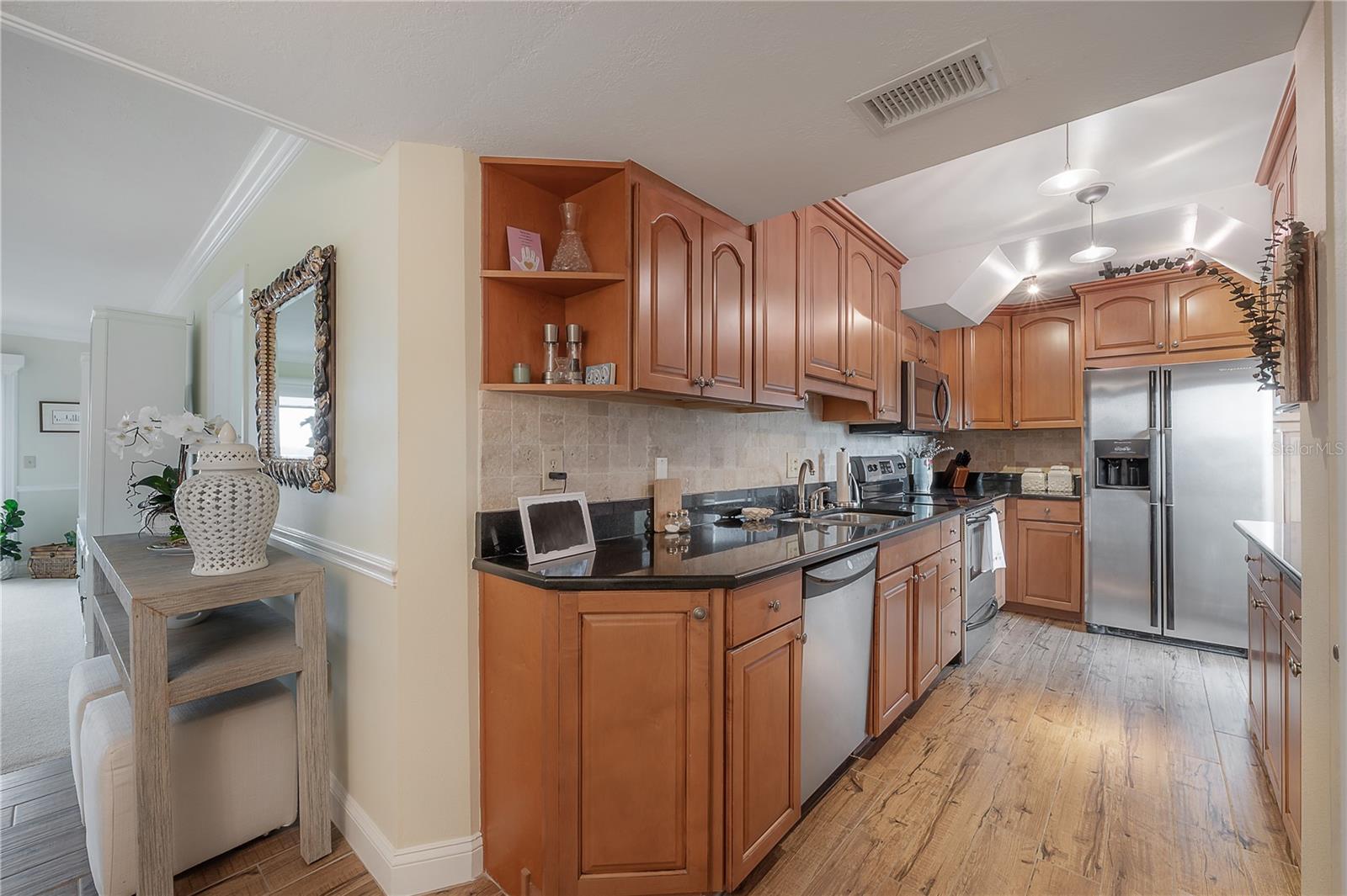 Image 10 of 33 For 5020 Bayshore Boulevard 702