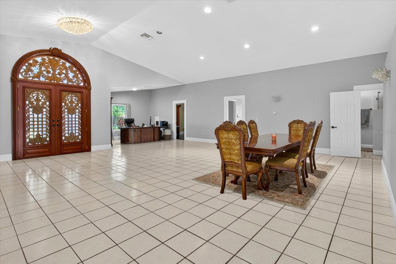 Image 12 of 85 For 3238 Cullendale Drive