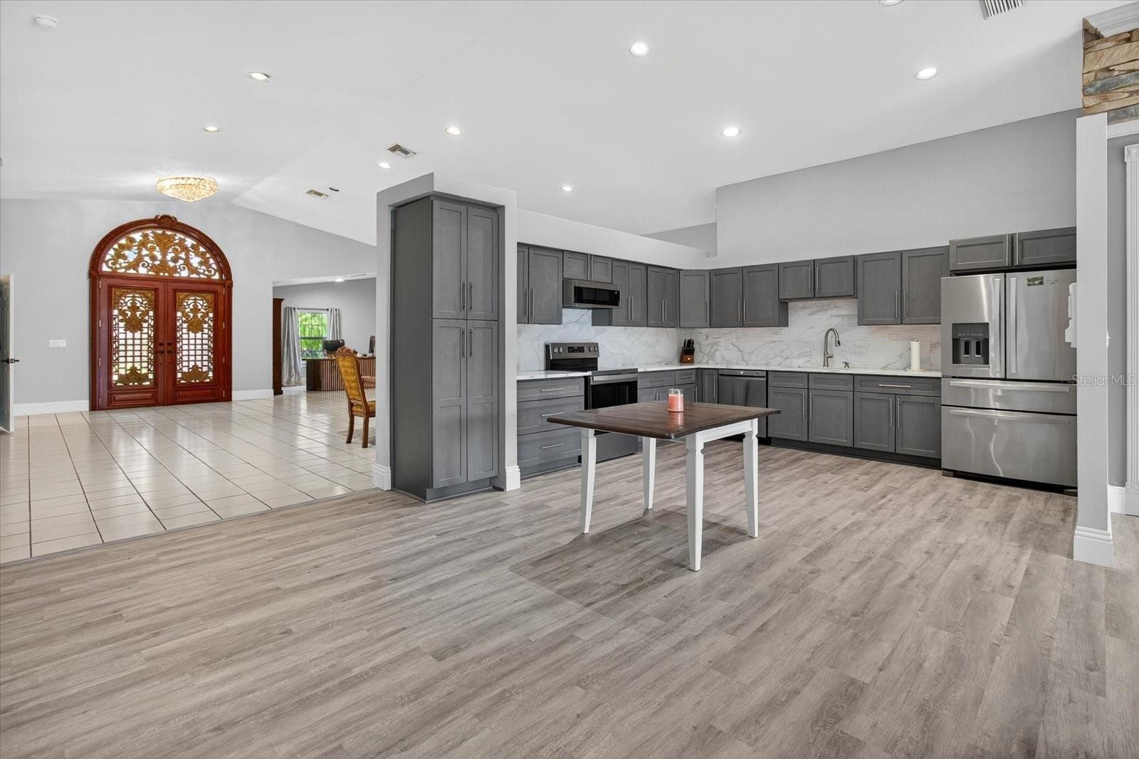 Image 17 of 85 For 3238 Cullendale Drive