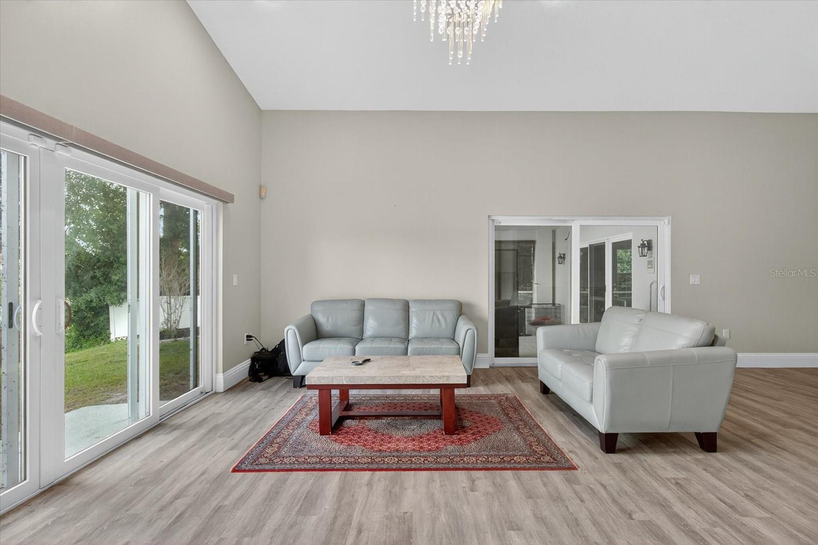 Image 24 of 85 For 3238 Cullendale Drive