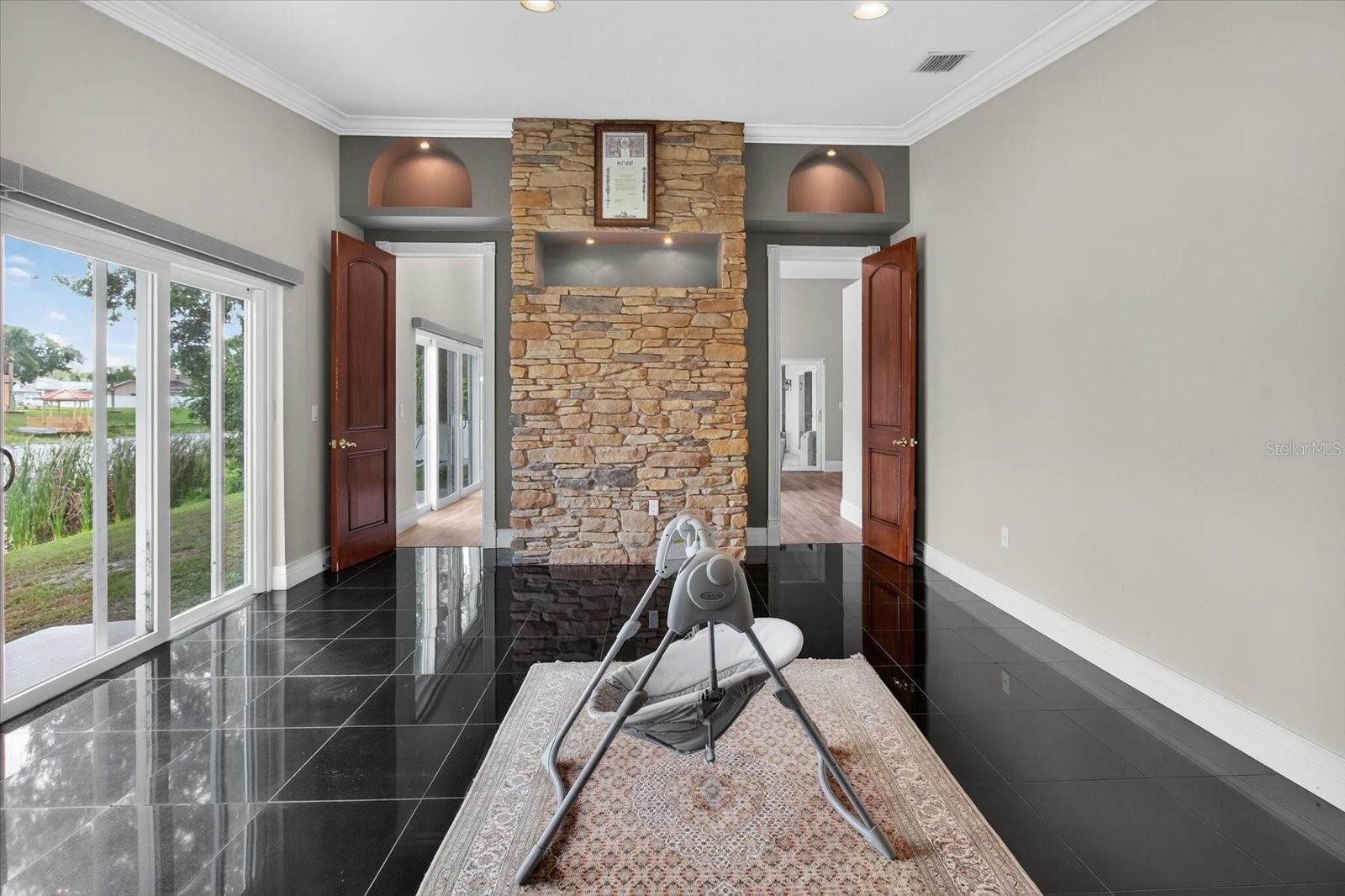 Image 31 of 85 For 3238 Cullendale Drive