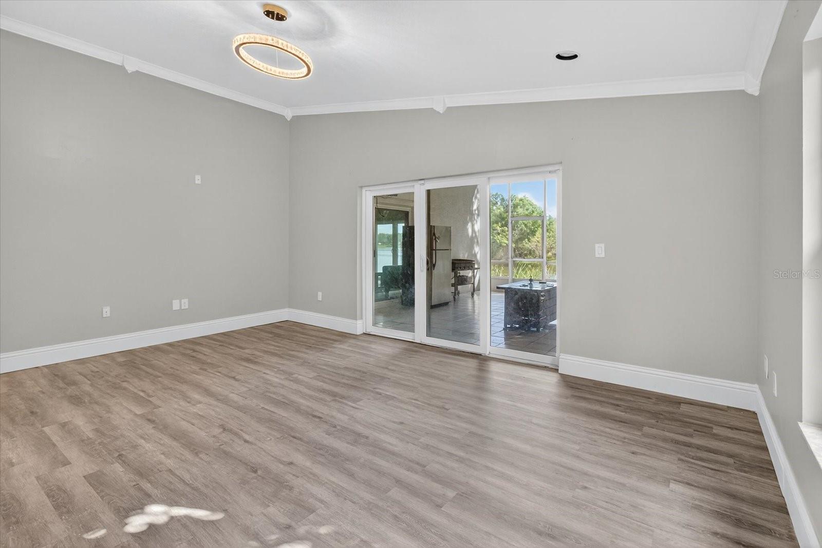 Image 34 of 85 For 3238 Cullendale Drive
