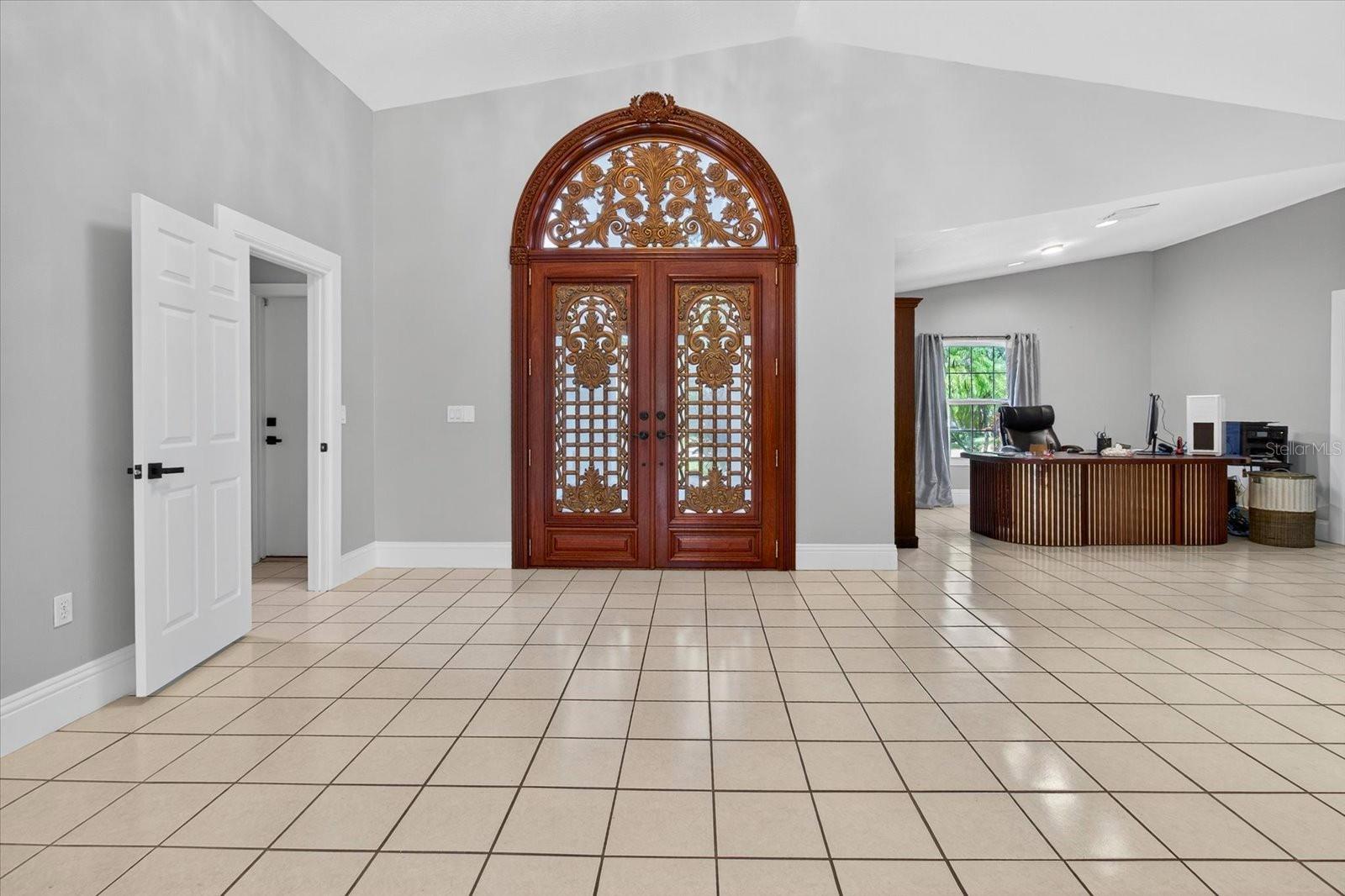 Image 6 of 85 For 3238 Cullendale Drive