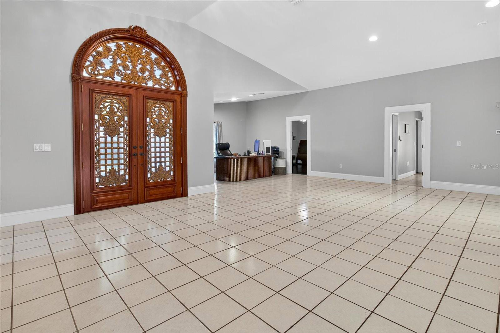 Image 7 of 85 For 3238 Cullendale Drive