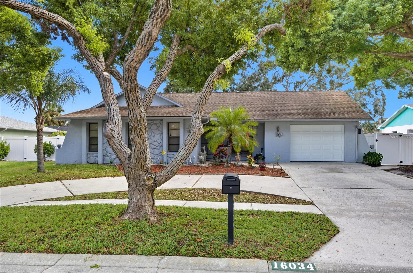Details for 16034 Pine Ridge Drive, HUDSON, FL 34667