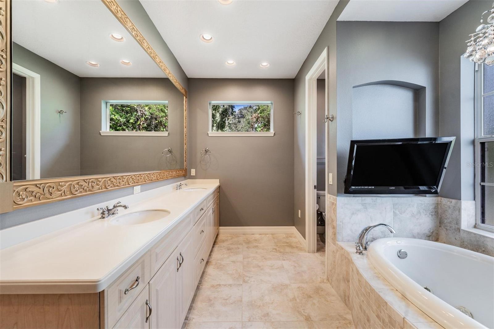 Image 20 of 59 For 7900 Umbrella Pine Way