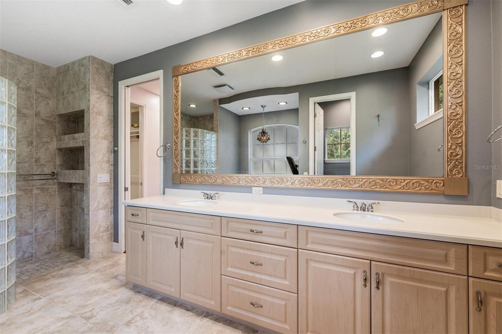 Image 21 of 59 For 7900 Umbrella Pine Way