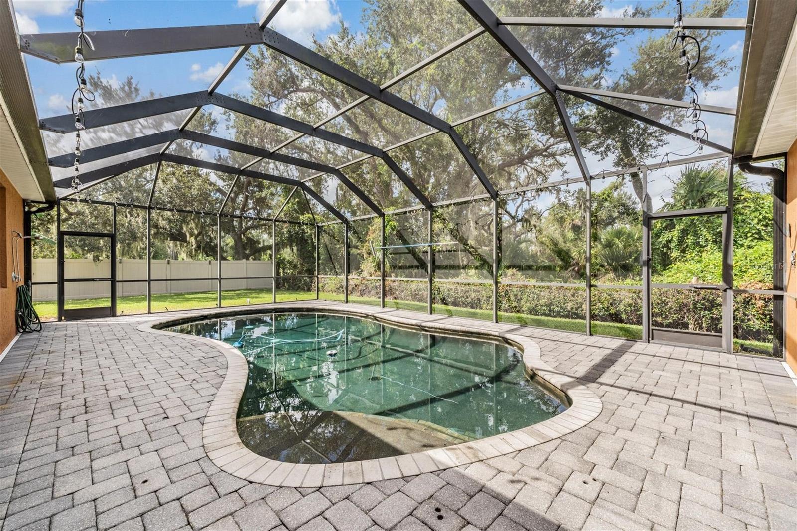 Image 3 of 59 For 7900 Umbrella Pine Way