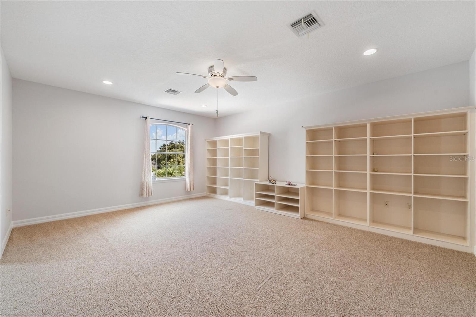 Image 41 of 59 For 7900 Umbrella Pine Way
