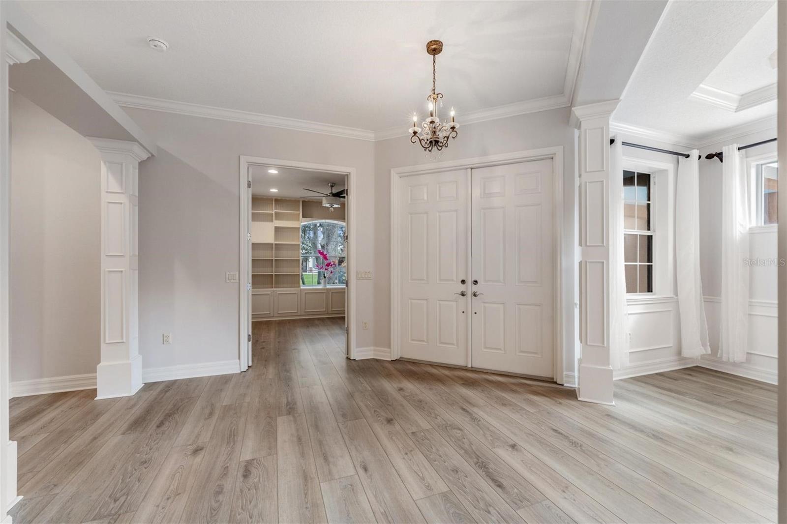Image 8 of 59 For 7900 Umbrella Pine Way