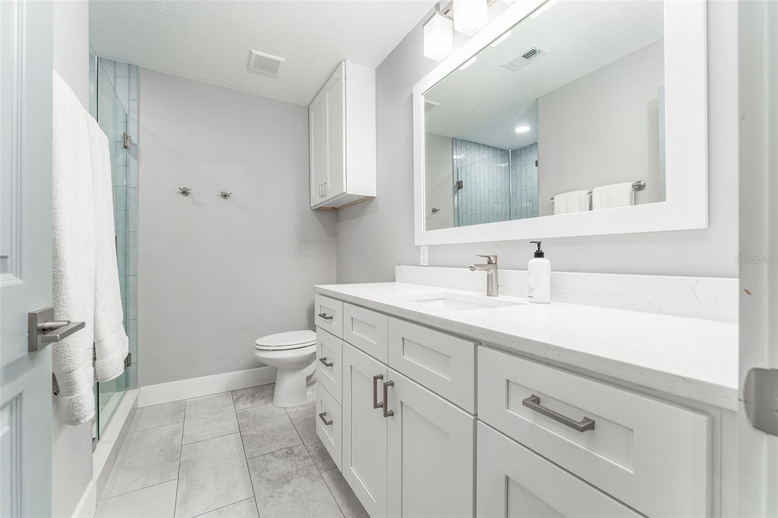 Image 15 of 33 For 4720 Brittany Drive S 139