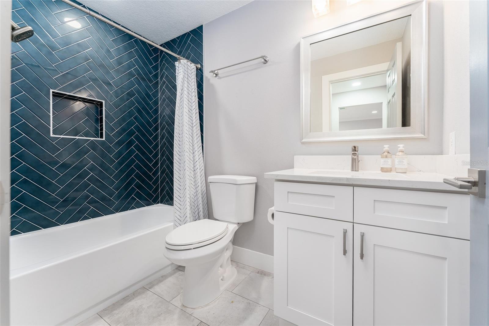 Image 20 of 33 For 4720 Brittany Drive S 139