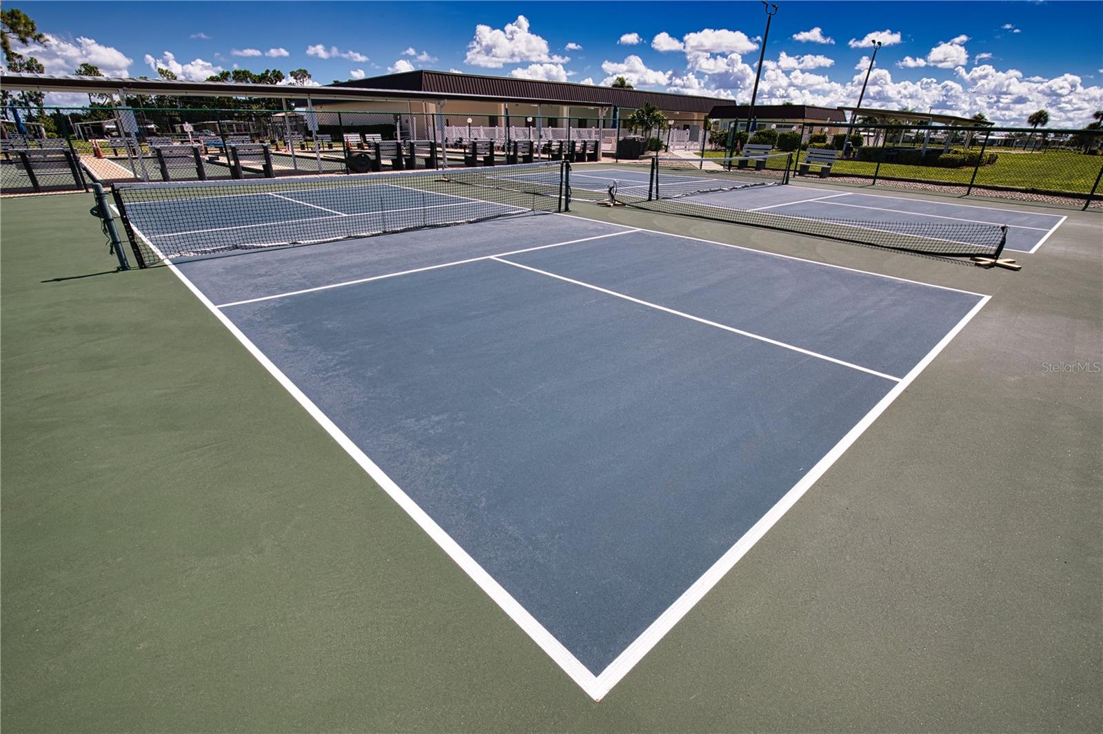 Image 28 of 64 For 409 Villa Nueva Circle