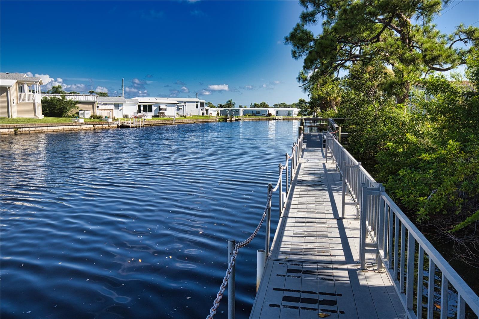 Image 42 of 64 For 409 Villa Nueva Circle