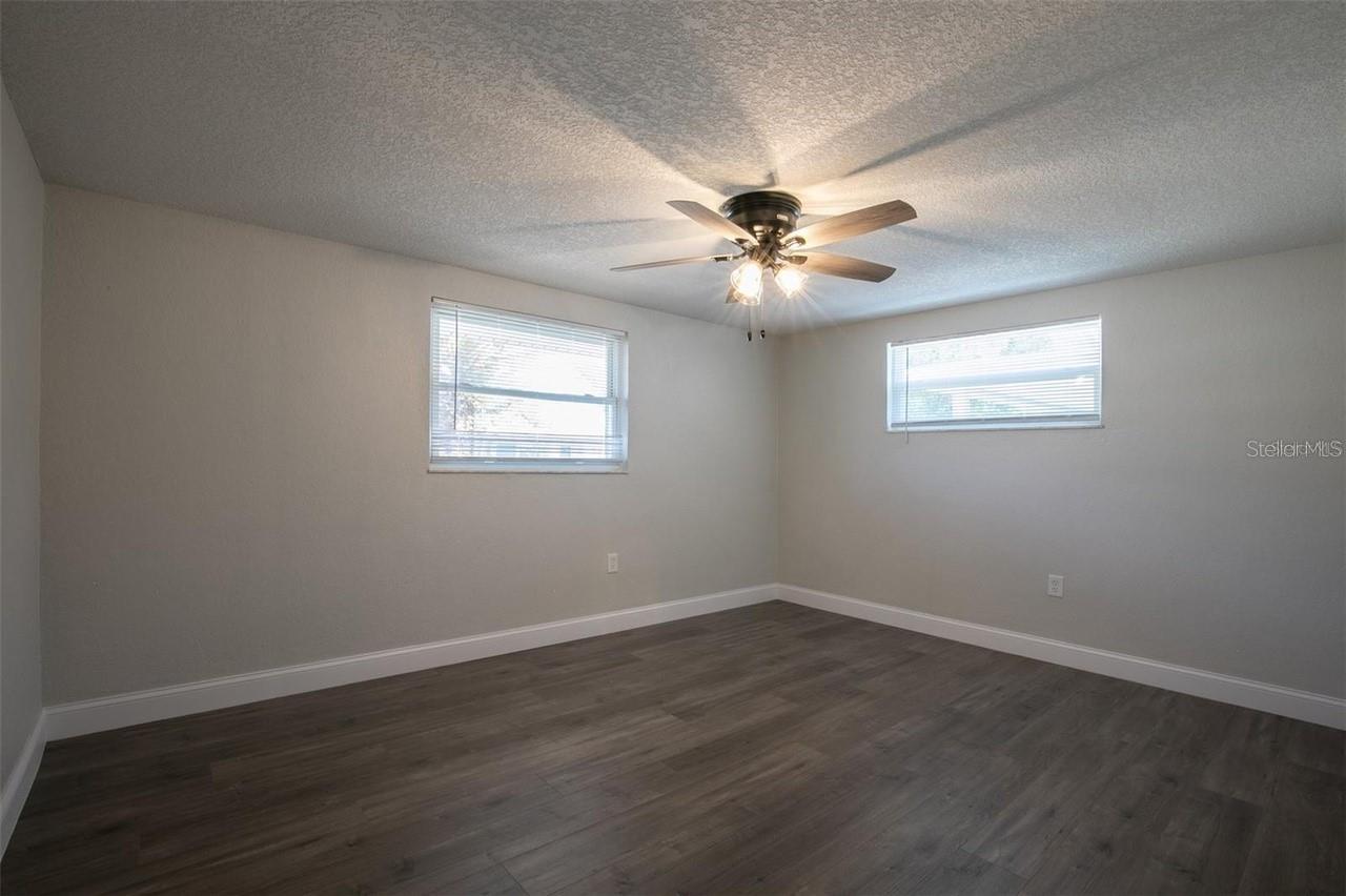 Image 17 of 28 For 7144 Fairfax Drive