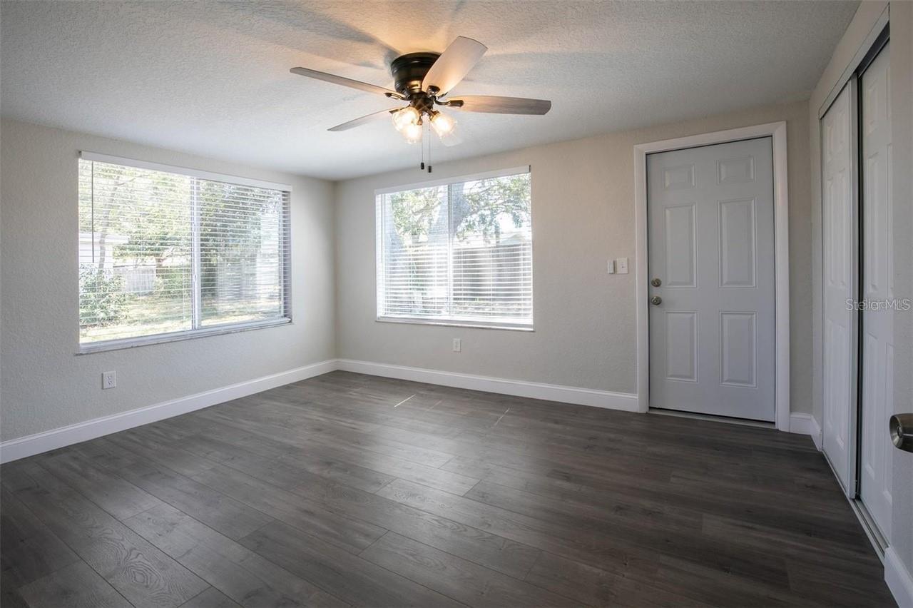 Image 19 of 28 For 7144 Fairfax Drive