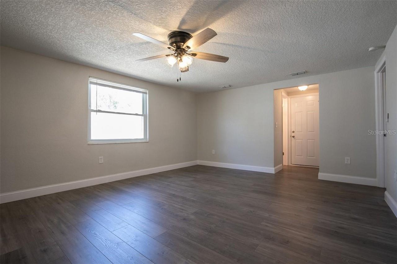 Image 9 of 28 For 7144 Fairfax Drive